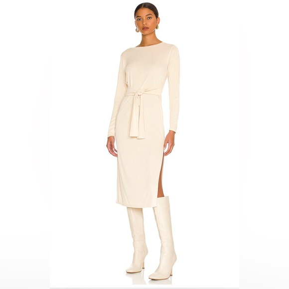 BB Dakota Dresses & Skirts - NWT BB Dakota ribbed knit midi dress with tie front